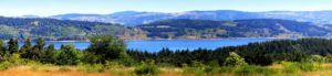 Camping Lozère au bord du lac de naussac