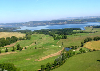 Golf 9 trous Lac de Naussac-Langogne