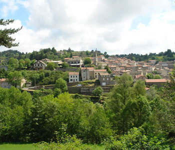 Village d'Auroux en Lozère