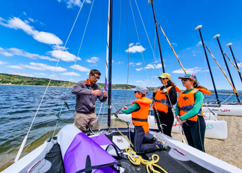 Activités aquatiques sur le lac de Naussac